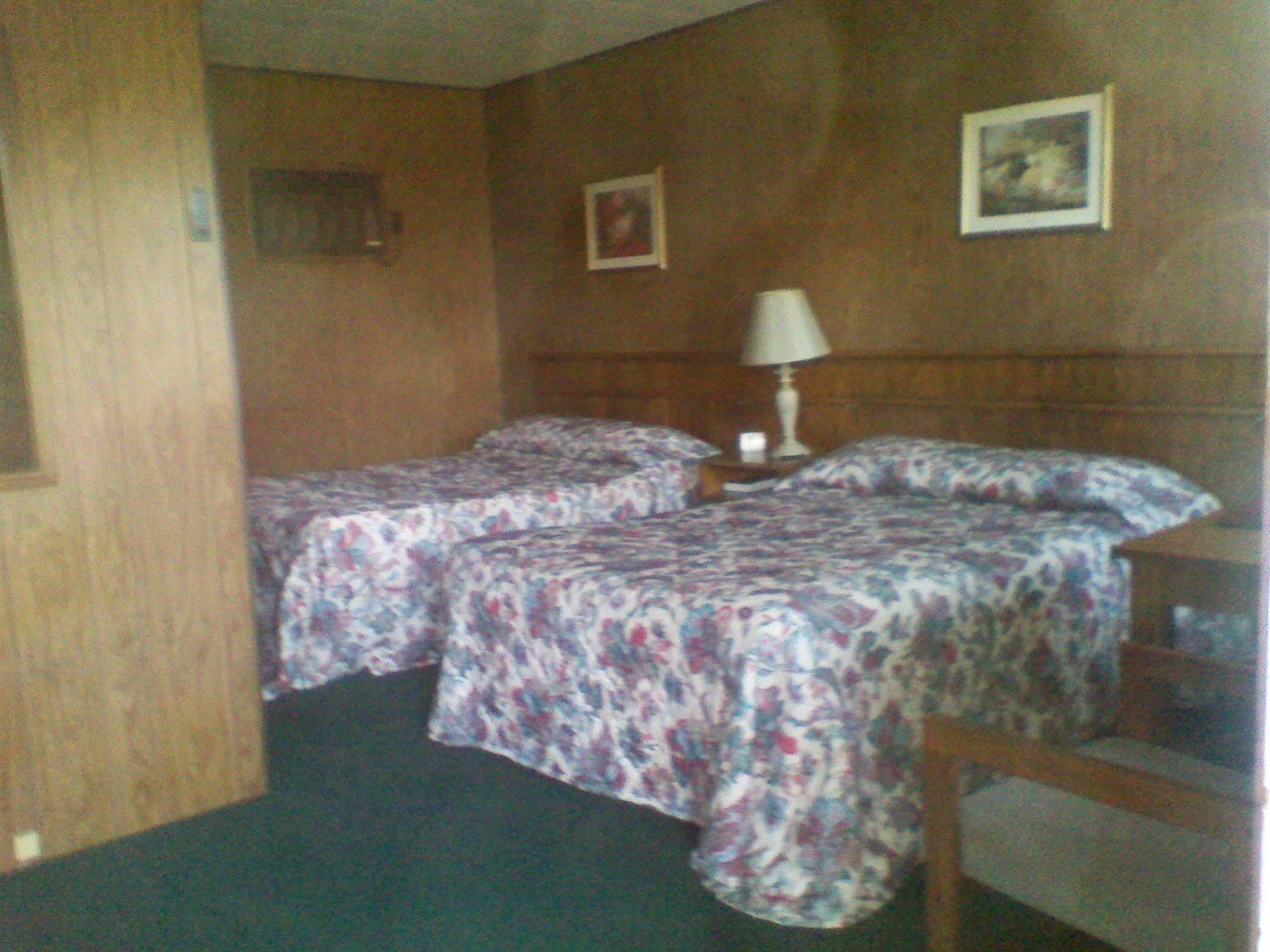 Capri Motel Маккино Сити Экстерьер фото